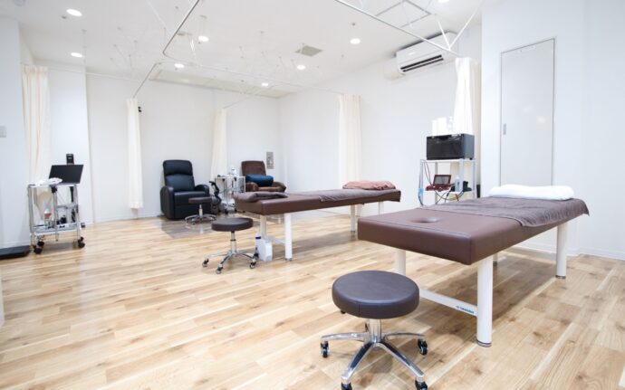 距骨サロン神戸三宮店（神戸市 芦屋市 明石市 外反母趾治療専門院）