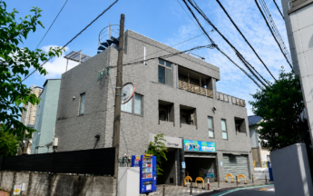 距骨サロン谷中銀座店 (西日暮里 千駄木 外反母趾治療専門)